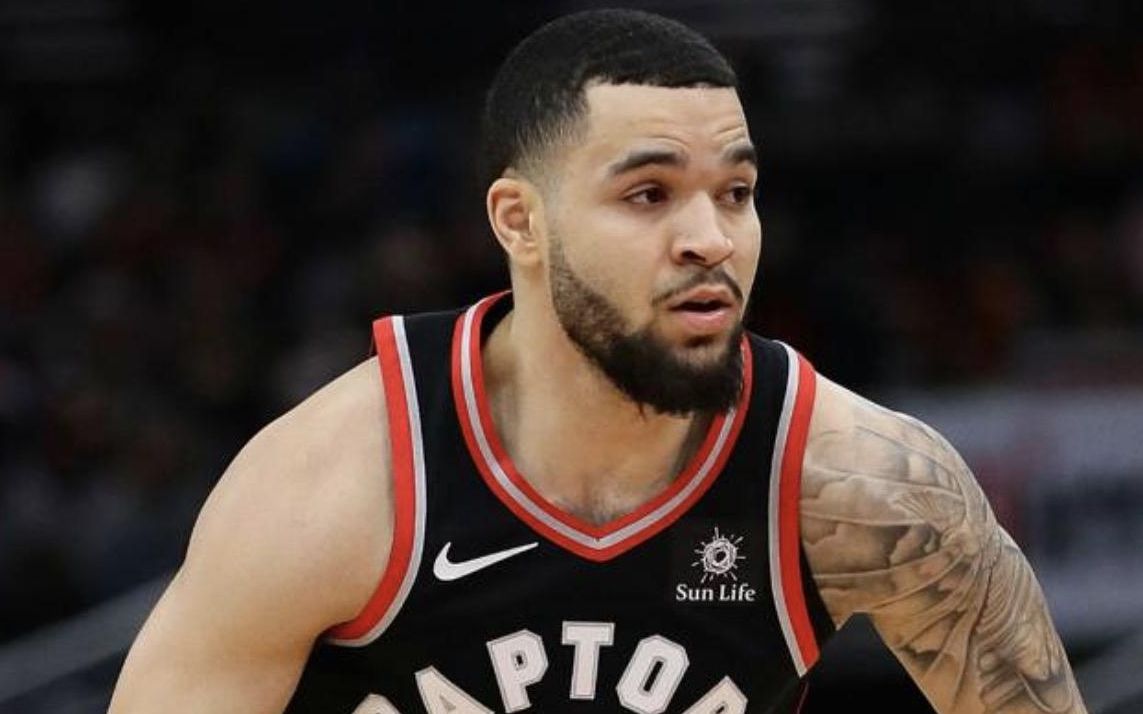 而湖人队作 而湖人队作