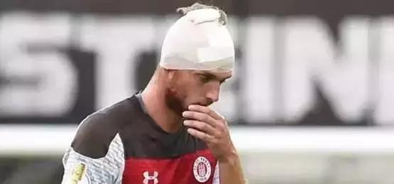 在内线突出 在内线突出